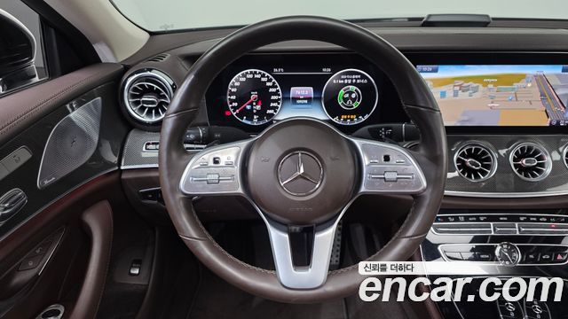 Mercedes-Benz CLS-Class CLS300d AMG Line