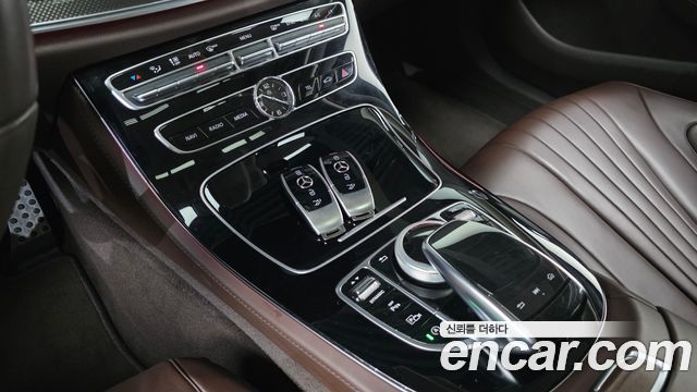 Mercedes-Benz CLS-Class CLS300d AMG Line
