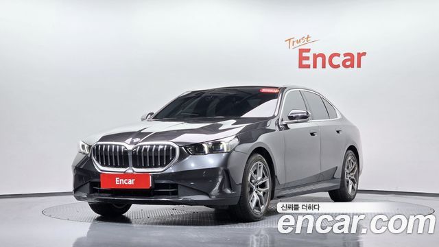 BMW 5-Series 520i