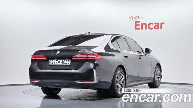 BMW 5-Series 520i