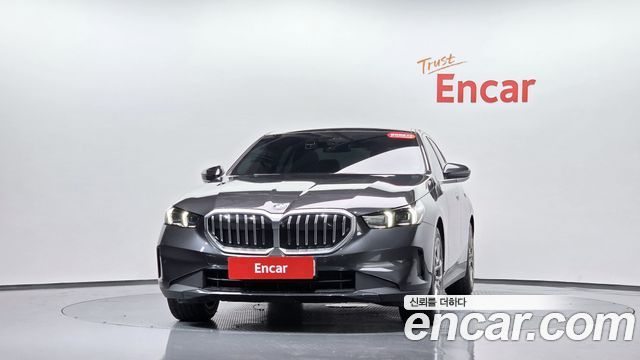 BMW 5-Series 520i