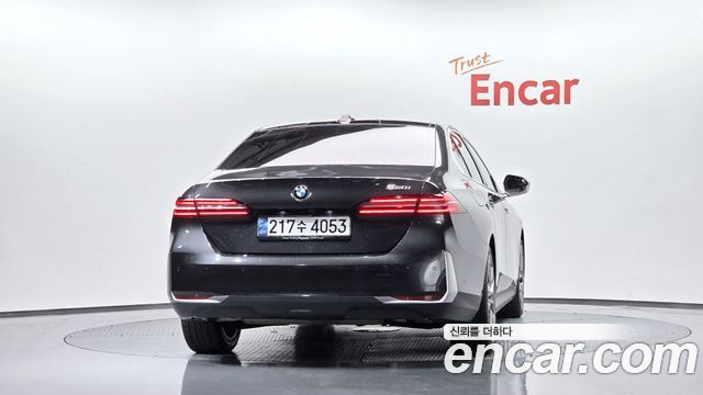 BMW 5-Series 520i