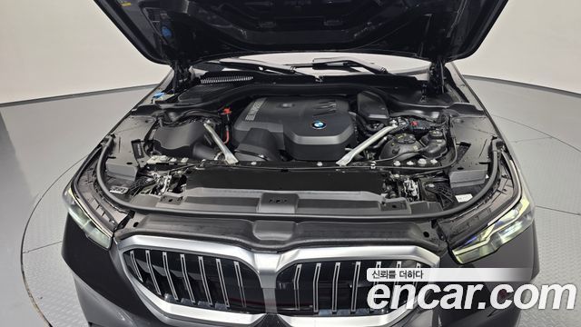 BMW 5-Series 520i