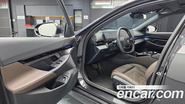 BMW 5-Series 520i