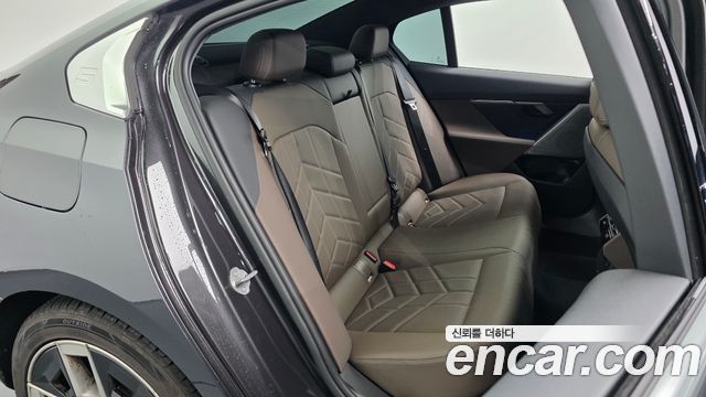 BMW 5-Series 520i