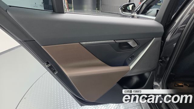BMW 5-Series 520i