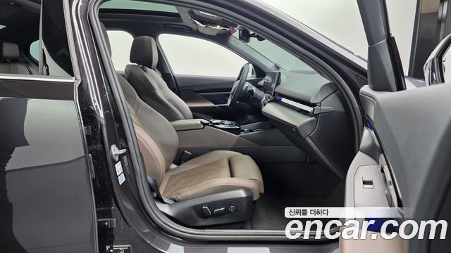 BMW 5-Series 520i