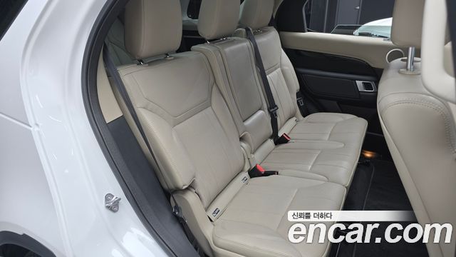 Land Rover Discovery 3.0 SD6 SE