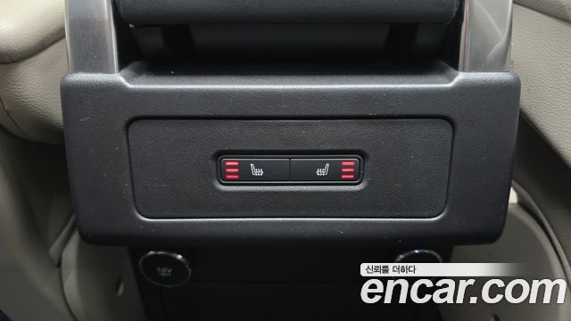 Land Rover Discovery 3.0 SD6 SE