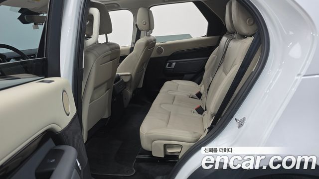 Land Rover Discovery 3.0 SD6 SE