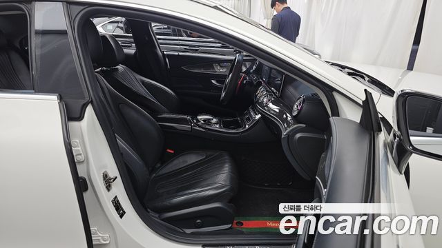 Mercedes-Benz CLS-Class CLS400d 4MATIC AMG Line