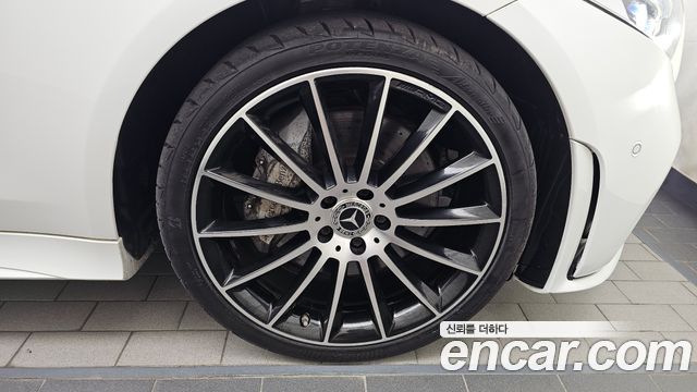 Mercedes-Benz CLS-Class CLS400d 4MATIC AMG Line