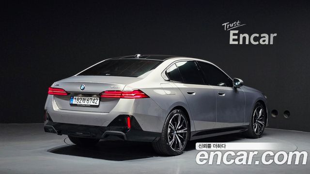 BMW 5-Series 530i xDrive M Sport