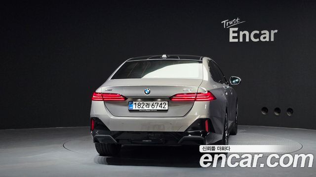 BMW 5-Series 530i xDrive M Sport