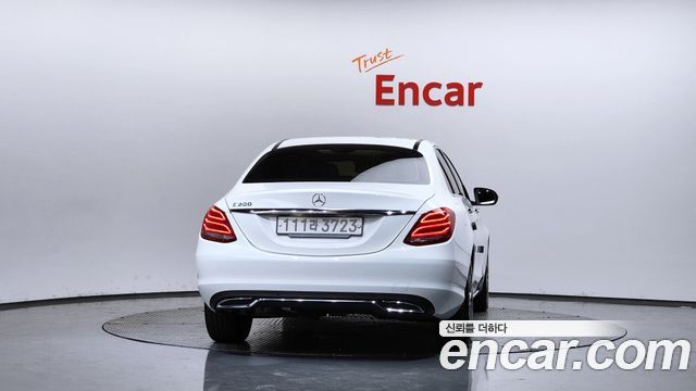 Mercedes-Benz C-Class C200 Avantgarde