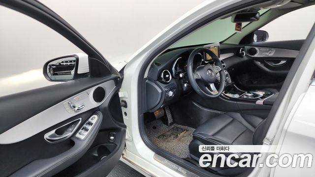 Mercedes-Benz C-Class C200 Avantgarde