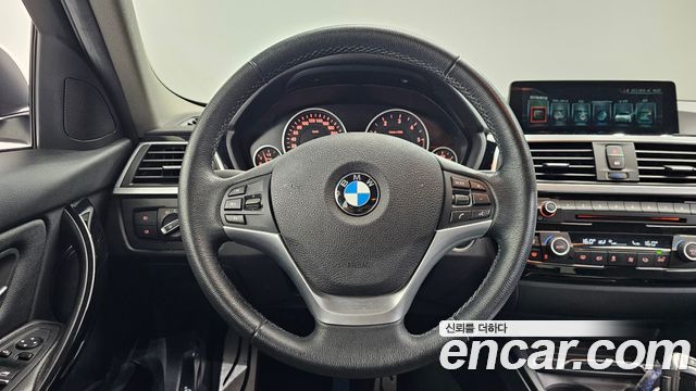 BMW 3-Series 320d
