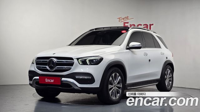 Mercedes-Benz GLE-Class GLE300d 4MATIC