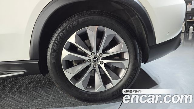 Mercedes-Benz GLE-Class GLE300d 4MATIC