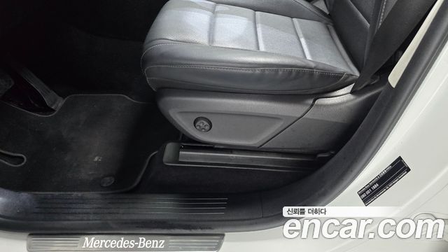 Mercedes-Benz GLE-Class GLE300d 4MATIC