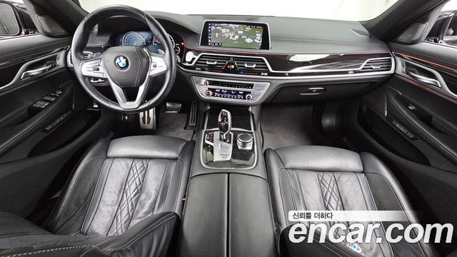 BMW 7-Series 740Li xDrive M Sport Package