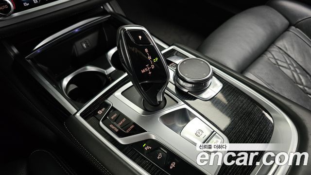 BMW 7-Series 740Li xDrive M Sport Package