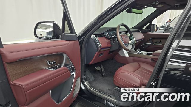 Land Rover Range Rover P530 Autobiography Long Wheel Base