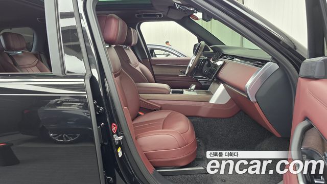 Land Rover Range Rover P530 Autobiography Long Wheel Base