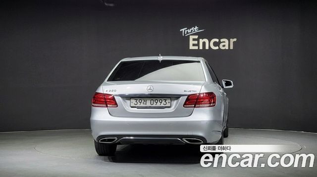 Mercedes-Benz E-Class E220 Bluetec Avantgarde
