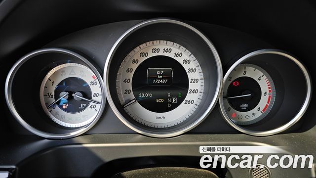Mercedes-Benz E-Class E220 Bluetec Avantgarde