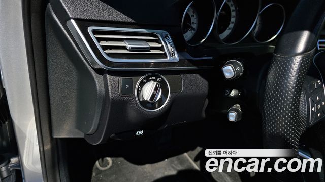 Mercedes-Benz E-Class E220 Bluetec Avantgarde