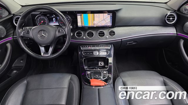 Mercedes-Benz E-Class E200 Avantgarde
