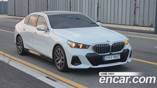 BMW 5-Series 523d xDrive M Sport