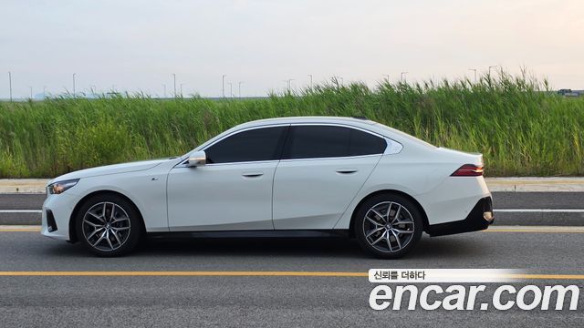 BMW 5-Series 523d xDrive M Sport
