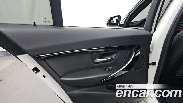BMW 3-Series 320i M Sport