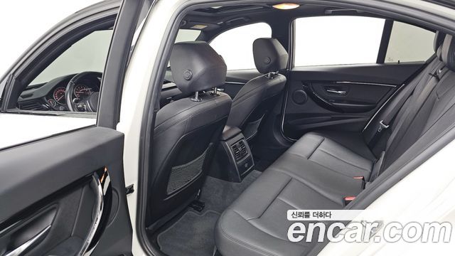 BMW 3-Series 320i M Sport