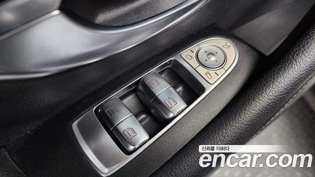 Mercedes-Benz E-Class E450 4MATIC Coupe