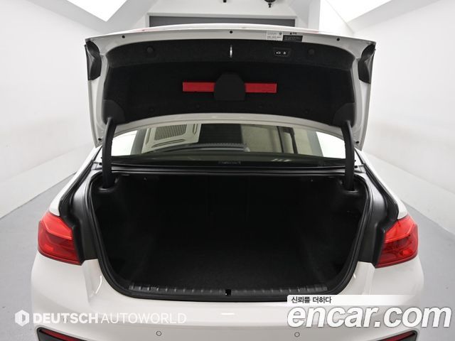 BMW 5-Series 520i M Sport