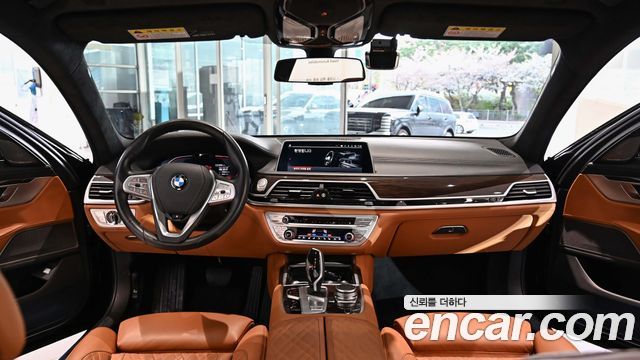 BMW 7-Series 740Li xDrive Design Pure Excellence