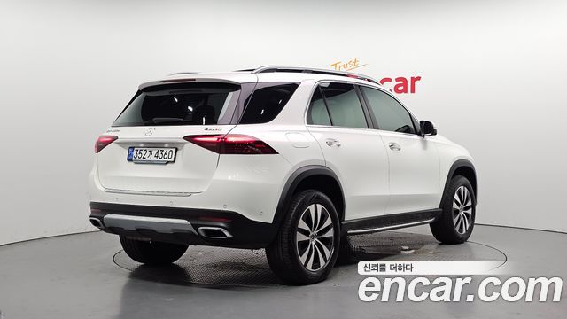 Mercedes-Benz GLE-Class GLE300d 4MATIC