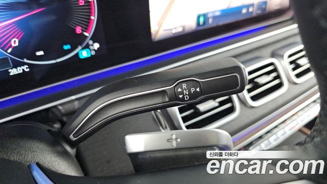 Mercedes-Benz GLE-Class GLE300d 4MATIC