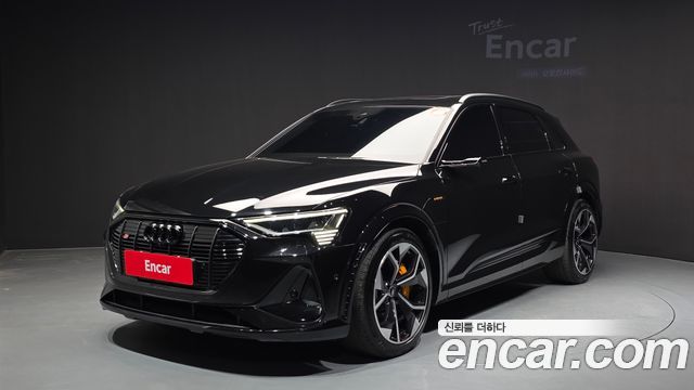 Audi e-tron S