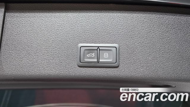 Audi e-tron S