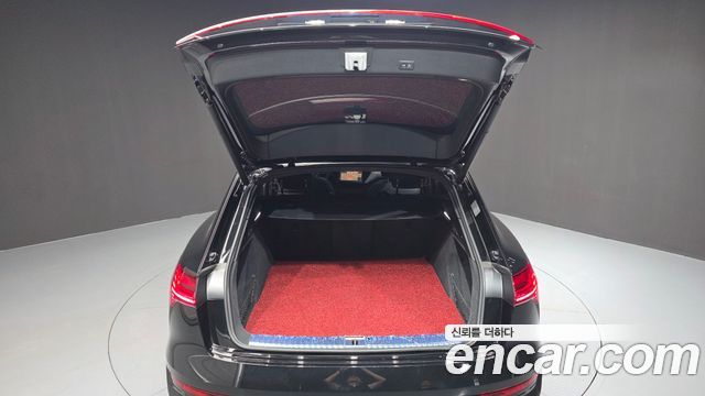 Audi e-tron S