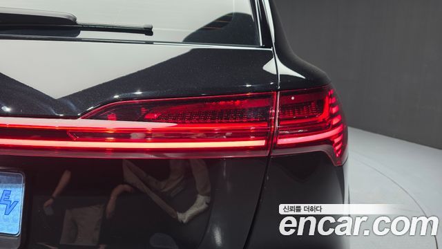 Audi e-tron S
