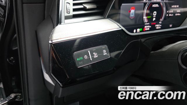 Audi e-tron S