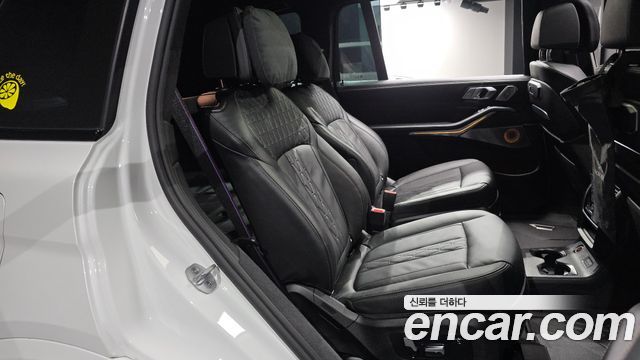 BMW X7 M60i xDrive M sport 6STR