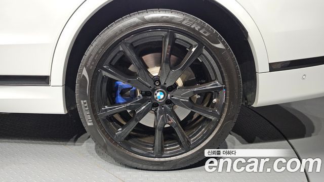 BMW X7 M60i xDrive M sport 6STR
