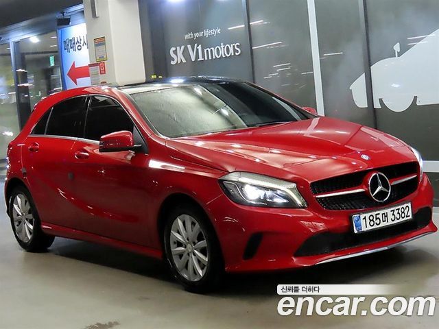 Mercedes-Benz A-Class A200
