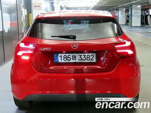 Mercedes-Benz A-Class A200